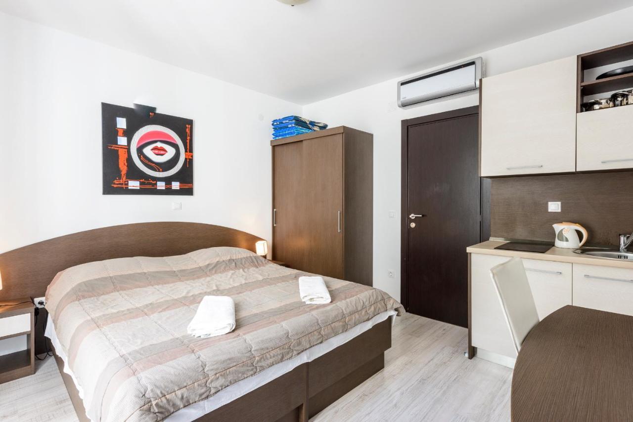 קאבטאט Apartments Niko מראה חיצוני תמונה