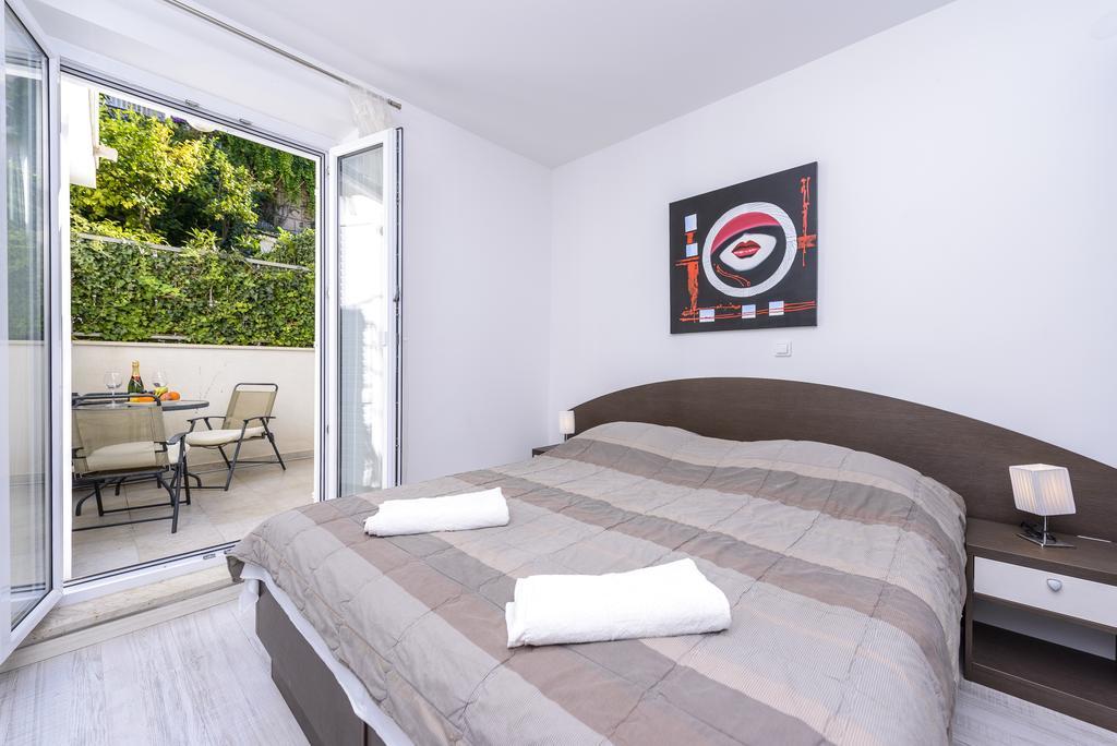 קאבטאט Apartments Niko מראה חיצוני תמונה