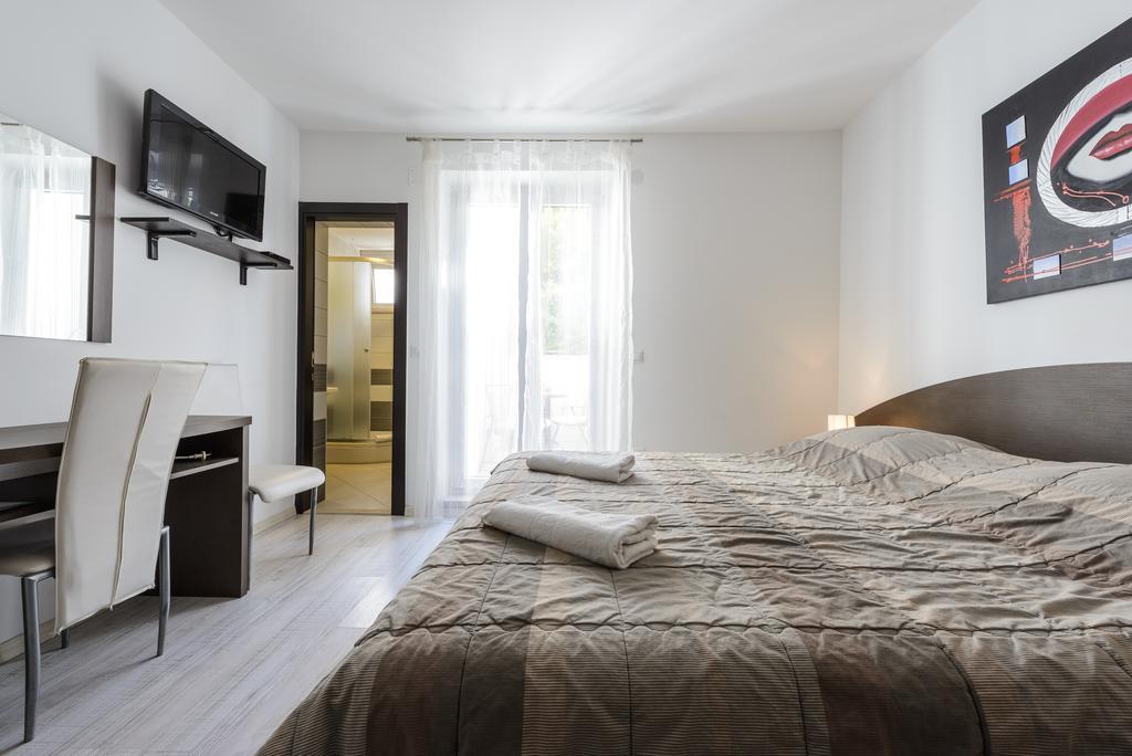 קאבטאט Apartments Niko מראה חיצוני תמונה