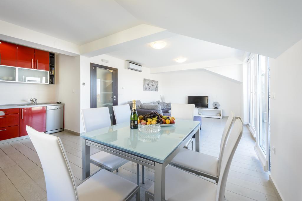 קאבטאט Apartments Niko מראה חיצוני תמונה